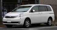 TOYOTA Isis